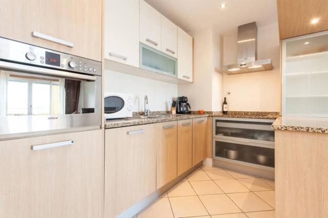 פורטימאו Casa Sol, Fast Wifi, Airco, Swimming Pool Near The Beach Praia Da Rocha מראה חיצוני תמונה
